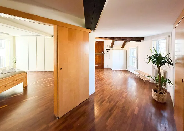 Homeby, Casa Piazza Maggiore * Bologna
